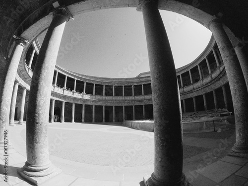 Palacio de Carlos V en Granada photo