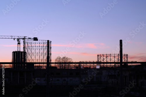 metopolitan skyline at the sunset