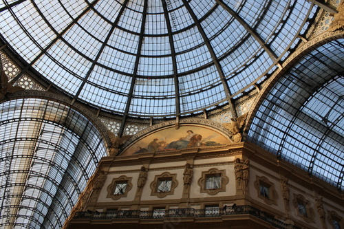 Art and Glasses decorated walls and roof of Gallery Vittorio Emanuele in Milano.