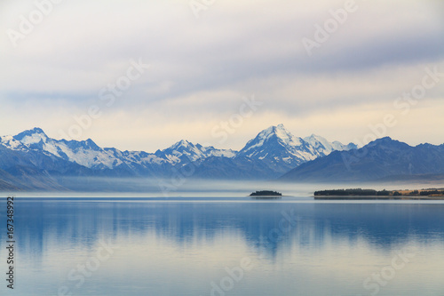 Lake Pukaki, the scenic of lake with Mount Cook on background