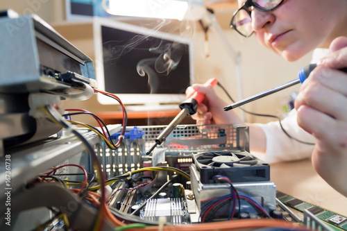 Internet of Things Technician Professional assembling Device