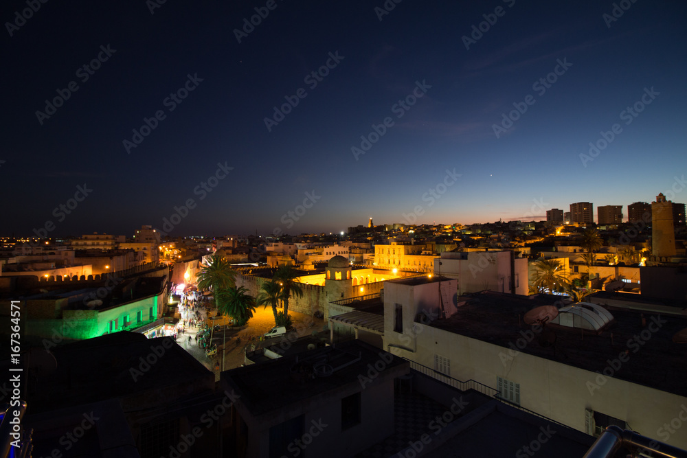 Altstadt und Große Moschee von Sousse nach Sonnenuntergang