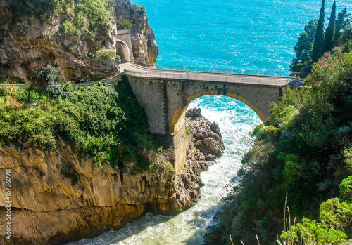 The Amalfi Drive - One of the World's Most Amazing Roads 