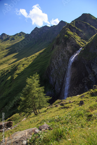 Schleierfall in Hintertux, tyrol photo