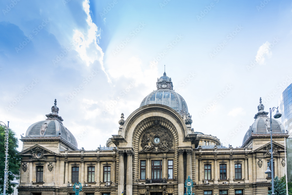 Obraz premium antique building view in Old Town Bucharest, Romanian