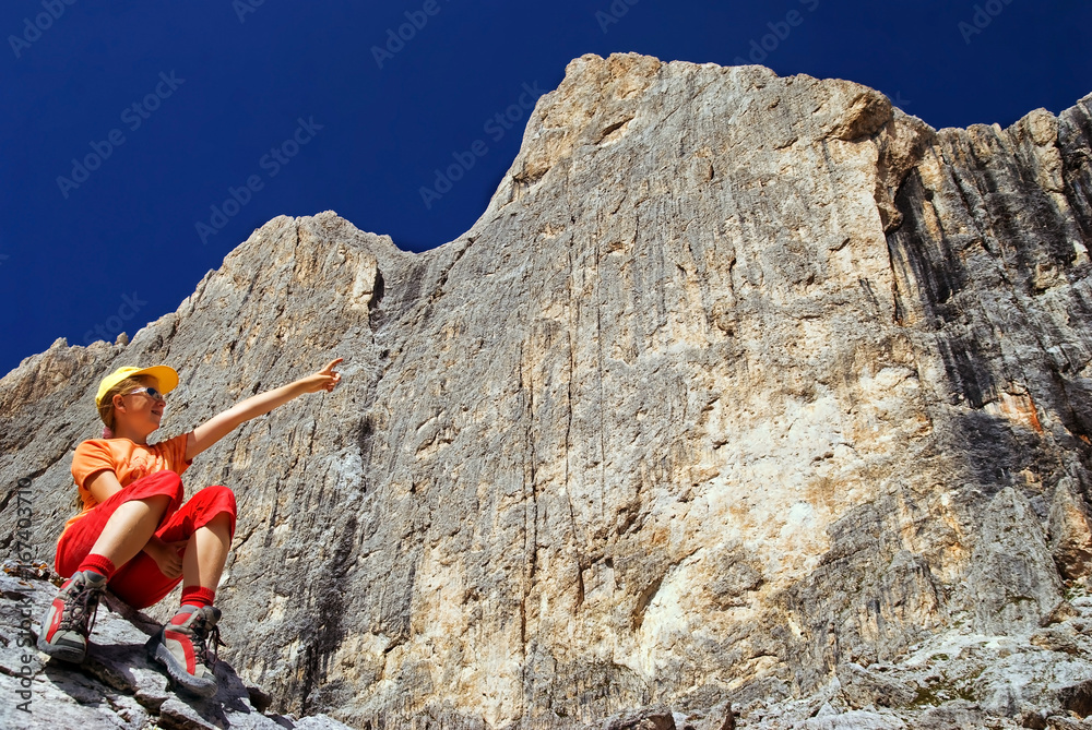 Mädchen im Rosengartengebirge