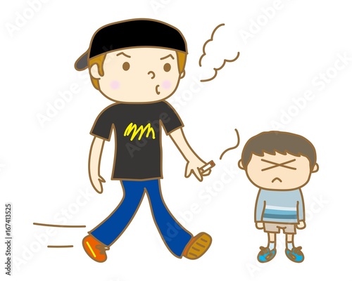 歩きタバコをしている男性