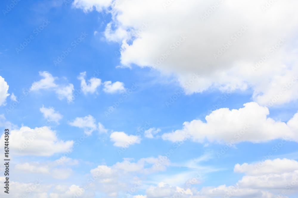 Obraz premium Clouds with blue sky background.
