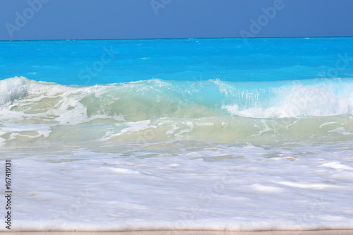 Fototapeta Naklejka Na Ścianę i Meble -  Clear sea wave