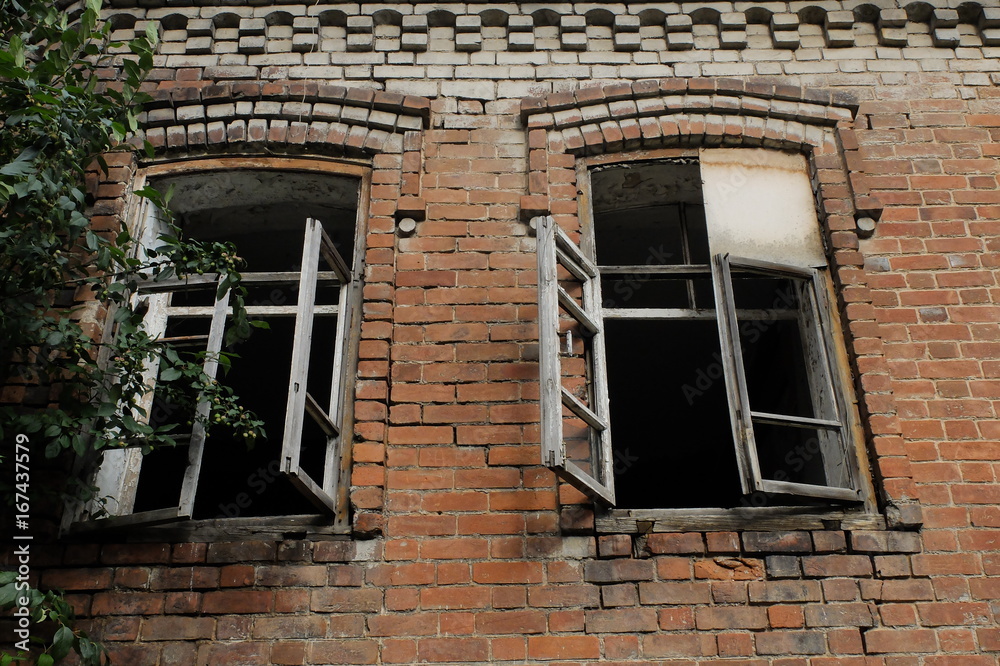 Obraz premium Старые окна