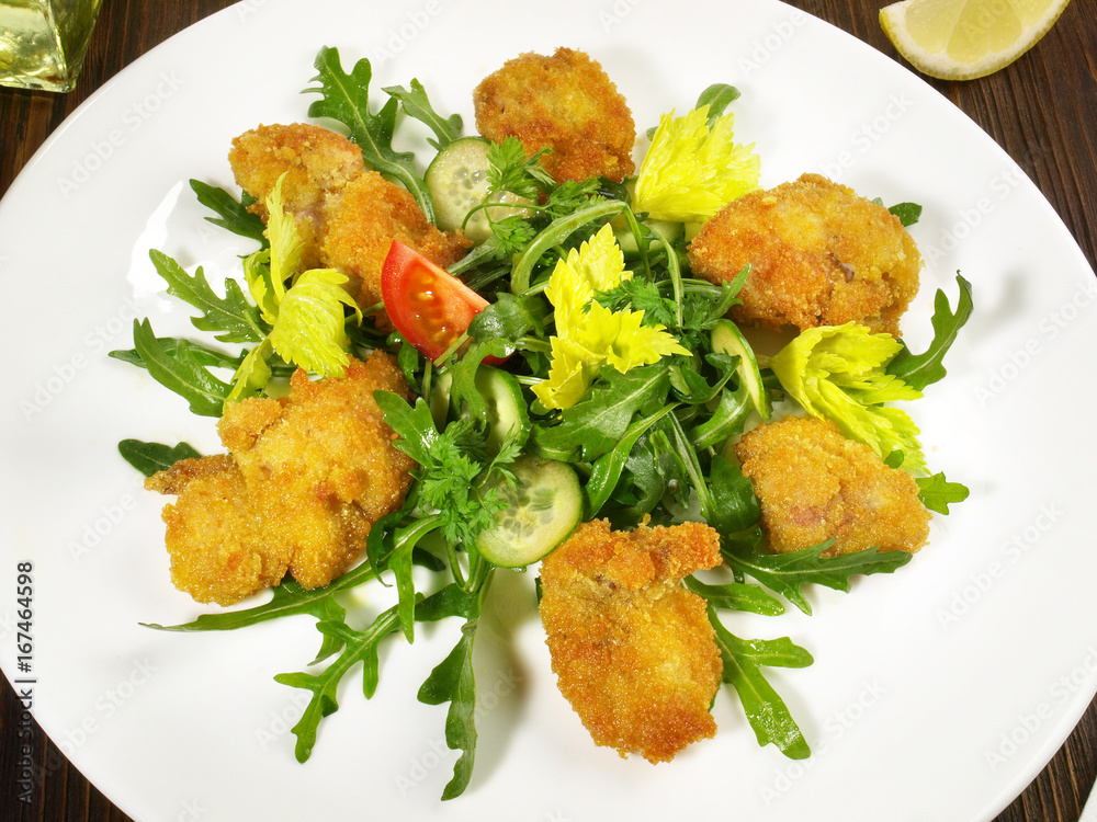 Kalbsbries gebacken auf Salat Stock-Foto | Adobe Stock Kalbsbries gebacken auf Salat Stock-Foto | Adobe Stock