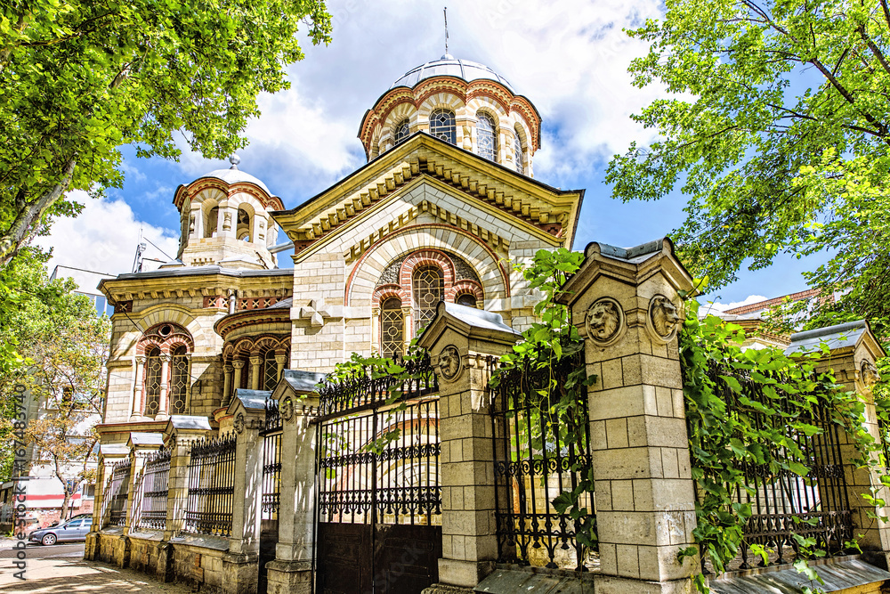 Saint Panteleimon church, parcalab street in the chisinau downtown, blue sky and clouds - obrazy, fototapety, plakaty 