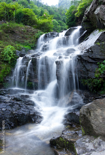 Darjeeling Rock Garden Waterfall wallpaper © Dipesh