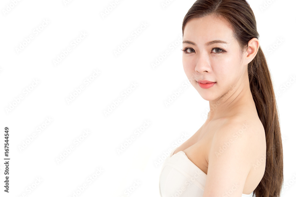 Naklejka premium Beautiful asian woman on white isolated background, make up, healthy skin, beauty, cuty asian woman concept
