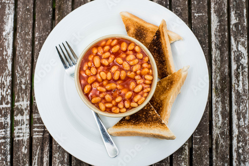 Baked Beans in Tomato Sauce With Dry Toast photo