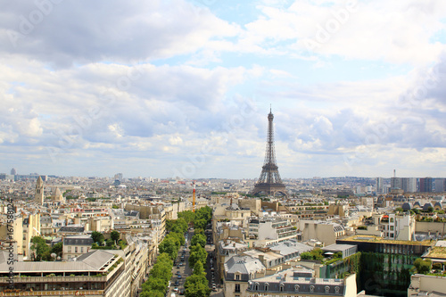 PARIS, JULY 2017: Skyline with view on Eiffel Tower, Paris © alexmillos