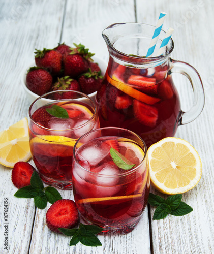 Lemonade with strawberries
