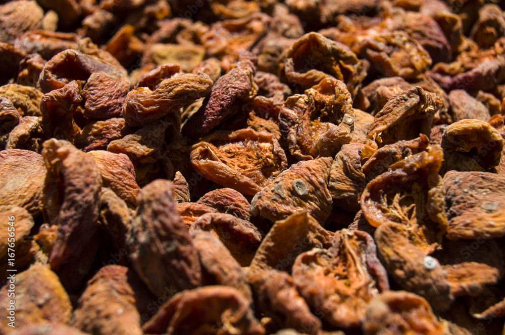 Dried natural and organic natural apricot fruit dried in the sun, pleasure apricot dry in the process of drying ...
