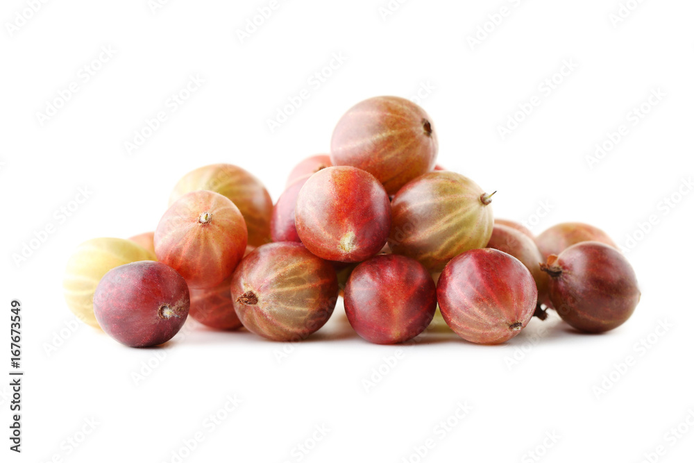 Obraz premium Ripe gooseberries fruit isolated on white background