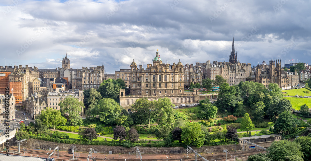 Fototapeta premium Panorama of Edinburgh Skyline Scotland United Kingdom