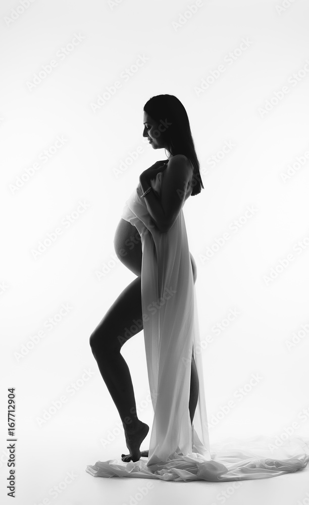 Fototapeta premium pregnant woman en studio