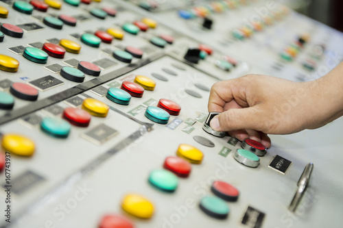 Hand and control panel board.