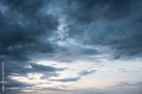 Fototapeta Naklejka Na Ścianę i Meble -  Dark cloud and blue sky storm background with cloudy before rain storms.
