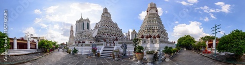 360 Panorama of Wat Arun Ratchawararam Ratchawaramahawihan in Thailnd © rukawajung
