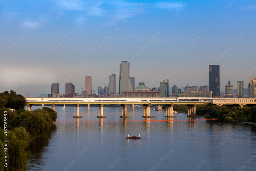 A city on the river