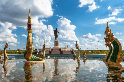 Chao Fa Ngum Statue in Vientiane photo