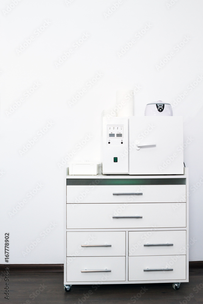 Оборудование для стерилизации профессиональных инструментов для ...