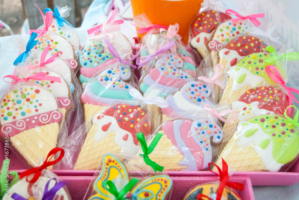 Sale of colored gingerbread cookies