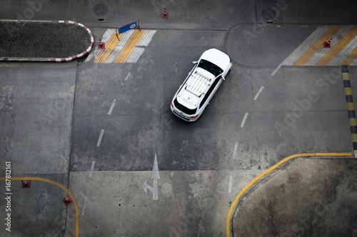 Image of street traffic by view from above.