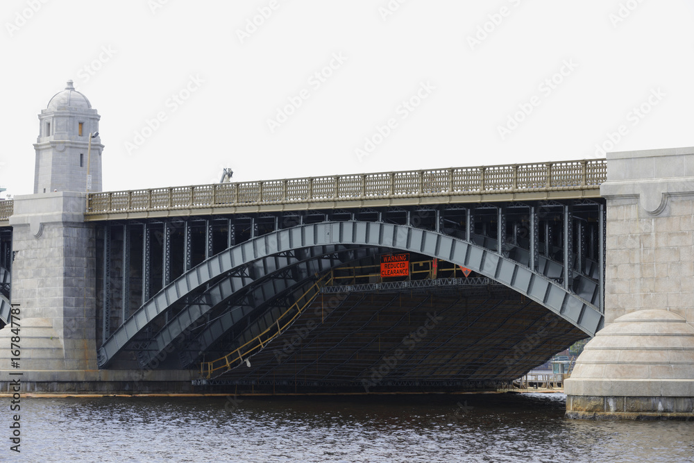 Fototapeta premium Longfellow Bridge Charles River Boston