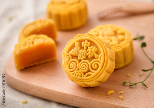 mooncake