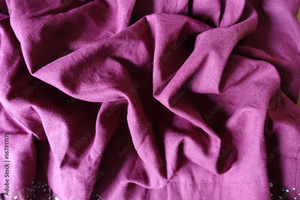 Jammed pale plum colored simple linen fabric Jammed pale plum colored simple linen fabric