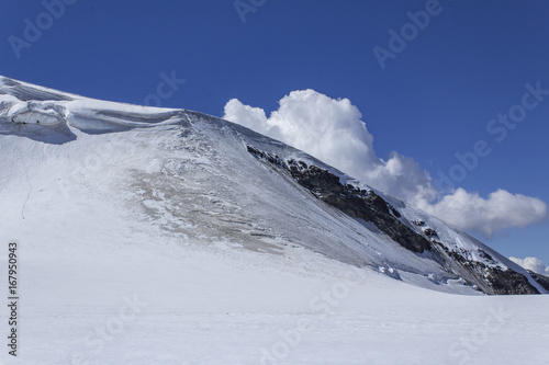 Cloud behind Testa Grigia glacier © staclu