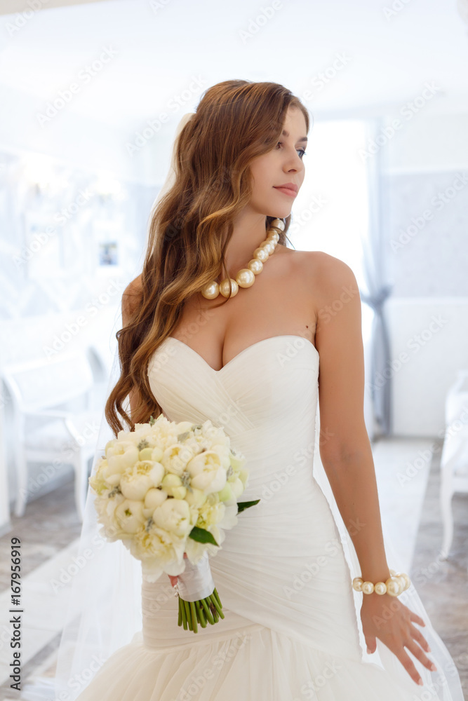 Charming bride indoors
Charming bride indoors