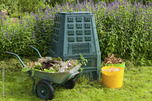 Obraz na płótnie Compost bin in the garden