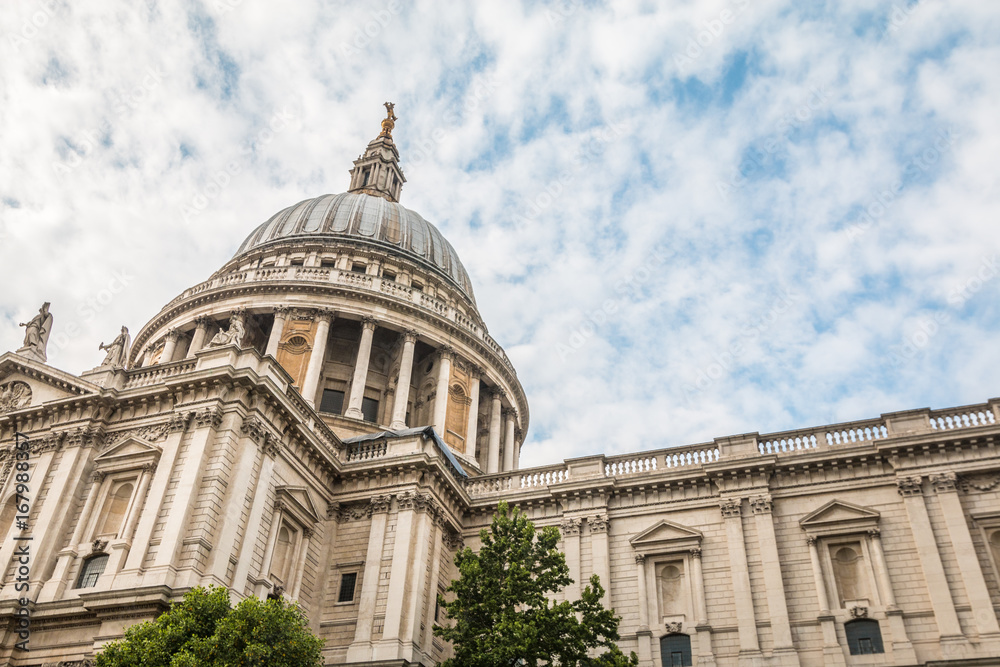 Saint Paul Cathedral in London UK