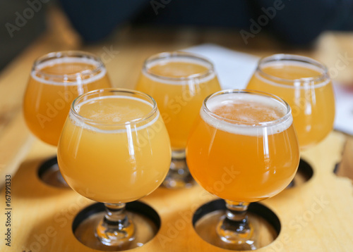 Hazy IPA Craft Beer Tasting Flight фототапет