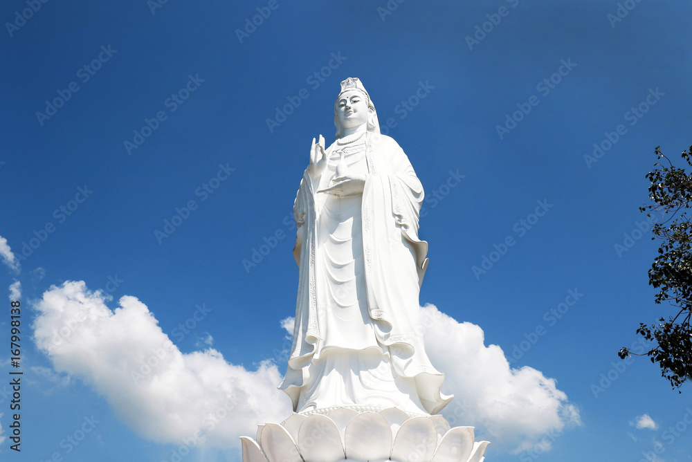 Detail of a nat statue (angel of spirit) in Tharkhaung buddhist monastery  near Inle lake in Burma, Myanmar Stock Photo - Alamy