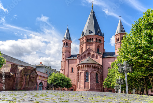 Dom Sankt Martin Mainz Bischofskirche Architektur photo