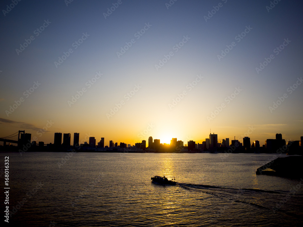 東京湾