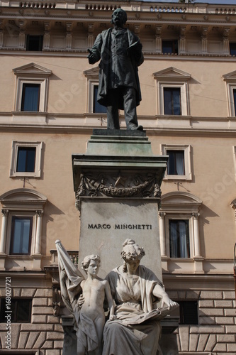 Statue Marco Minghetti in Corso Vittorio Emanuele II, Rome, Italy photo
