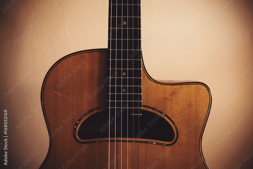 Manouche Guitar Details