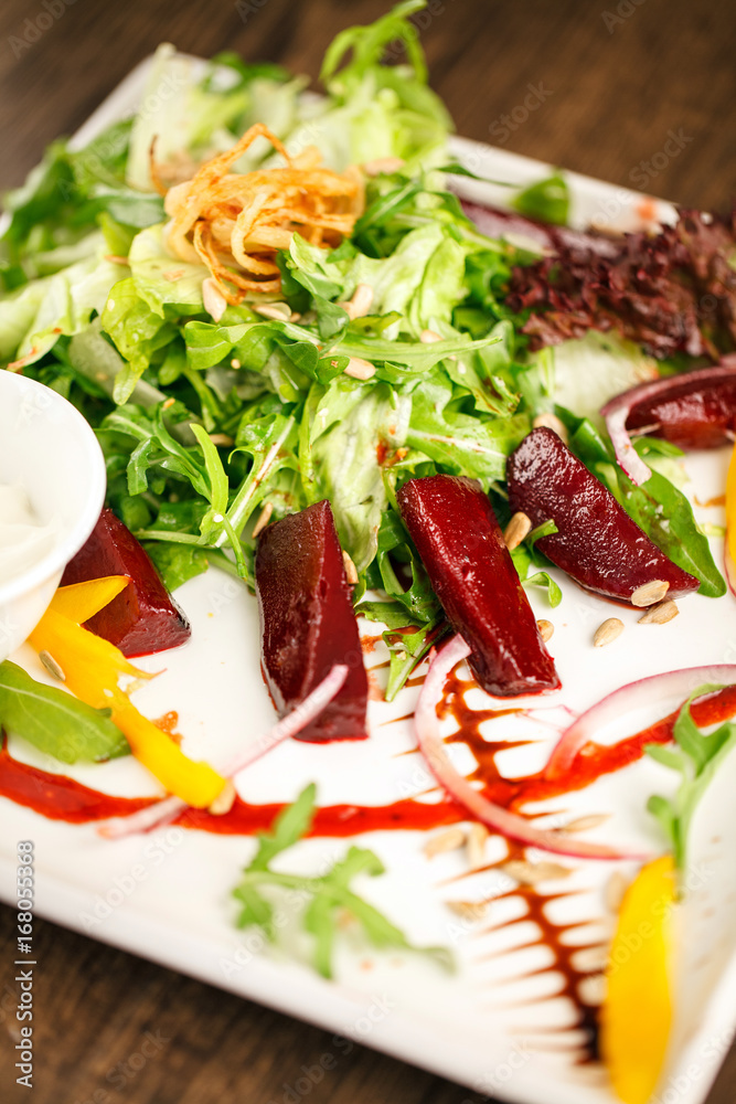Mixed salad with vegetables and beet