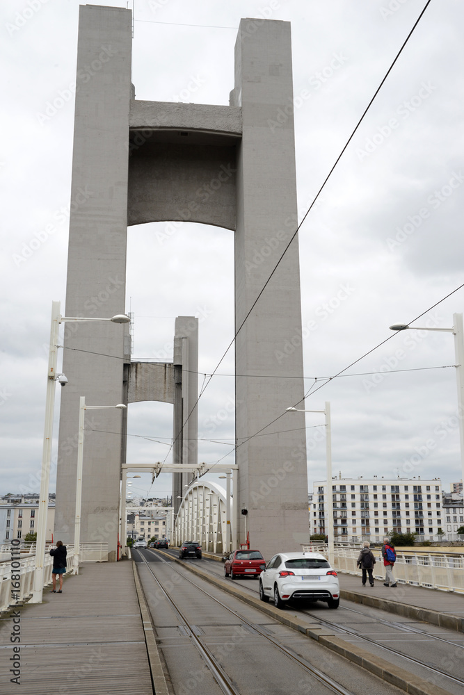 Fototapeta premium Le pont de La Recouvrance