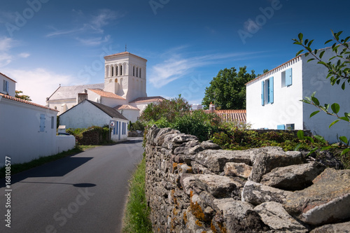 Kirche von Saint Sauveur auf der Île d'Yeu photo