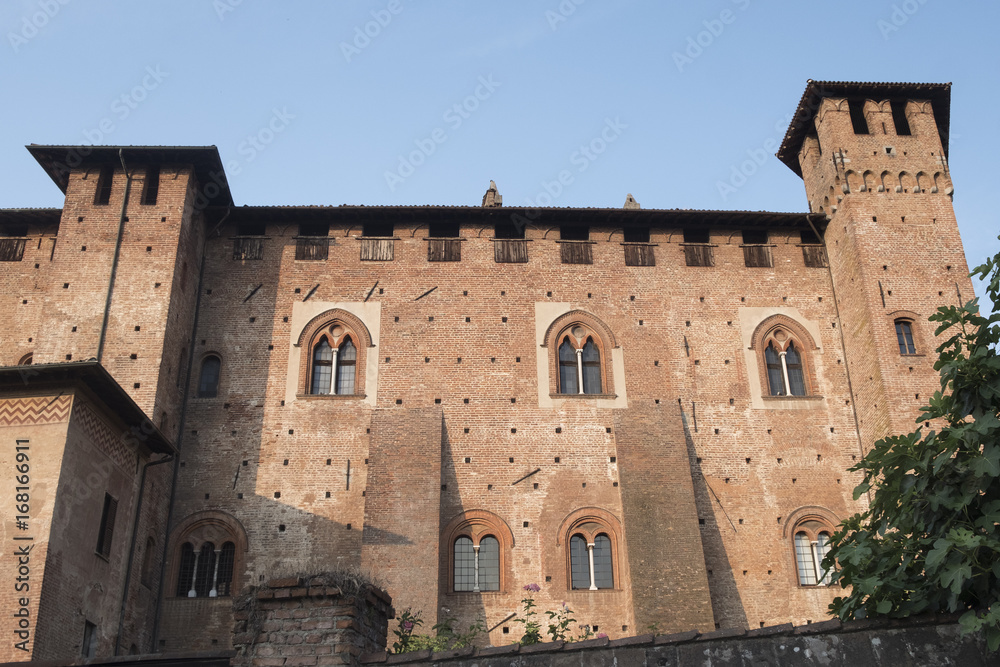 Sant'Angelo Lodigiano (Italy): medieval castle